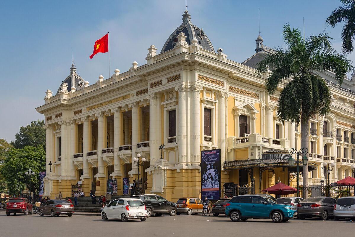 Indoor ice rink in Hà Nội